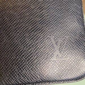 Super SALE Louis Vuitton bag men messenger! 😍